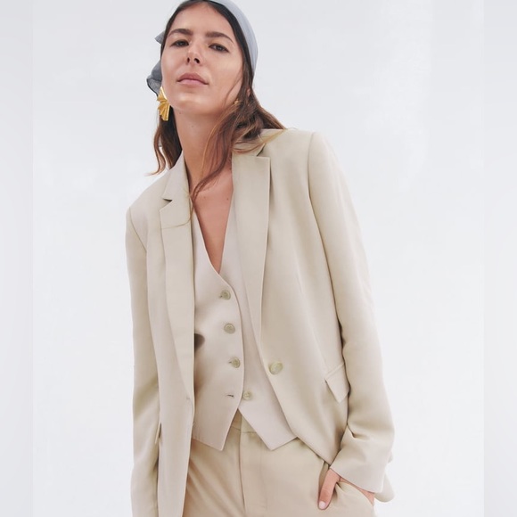 Straight cut buttoned blazer | Zara - Picture 4 of 6